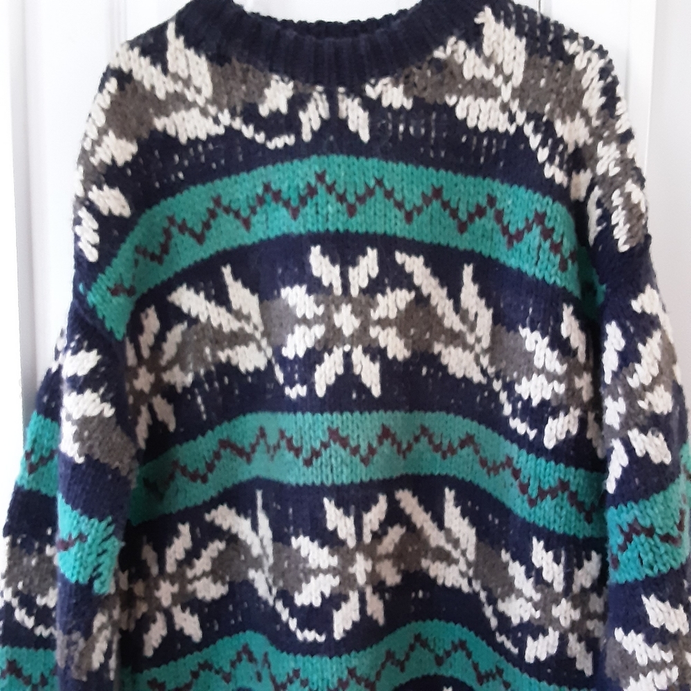 REY WEAR HAND MADE PULLOVER WOOL SWEATER MADE IN ECUADOR SIZE L/XL
